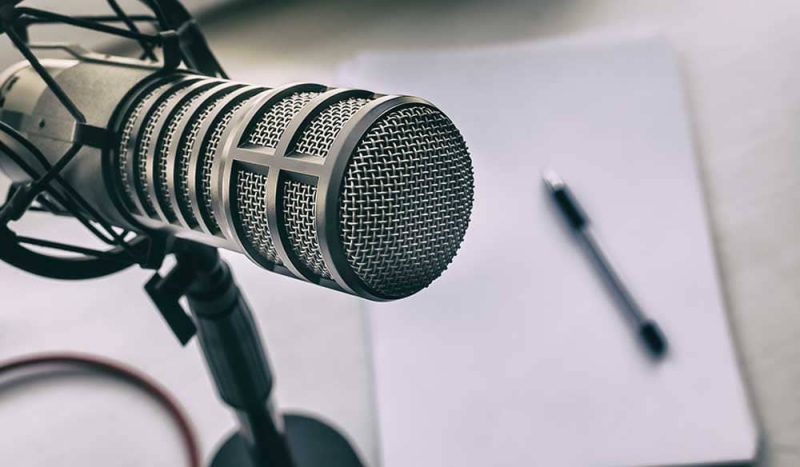 مشروع بودكاست قرآني ( استديو قرآني )